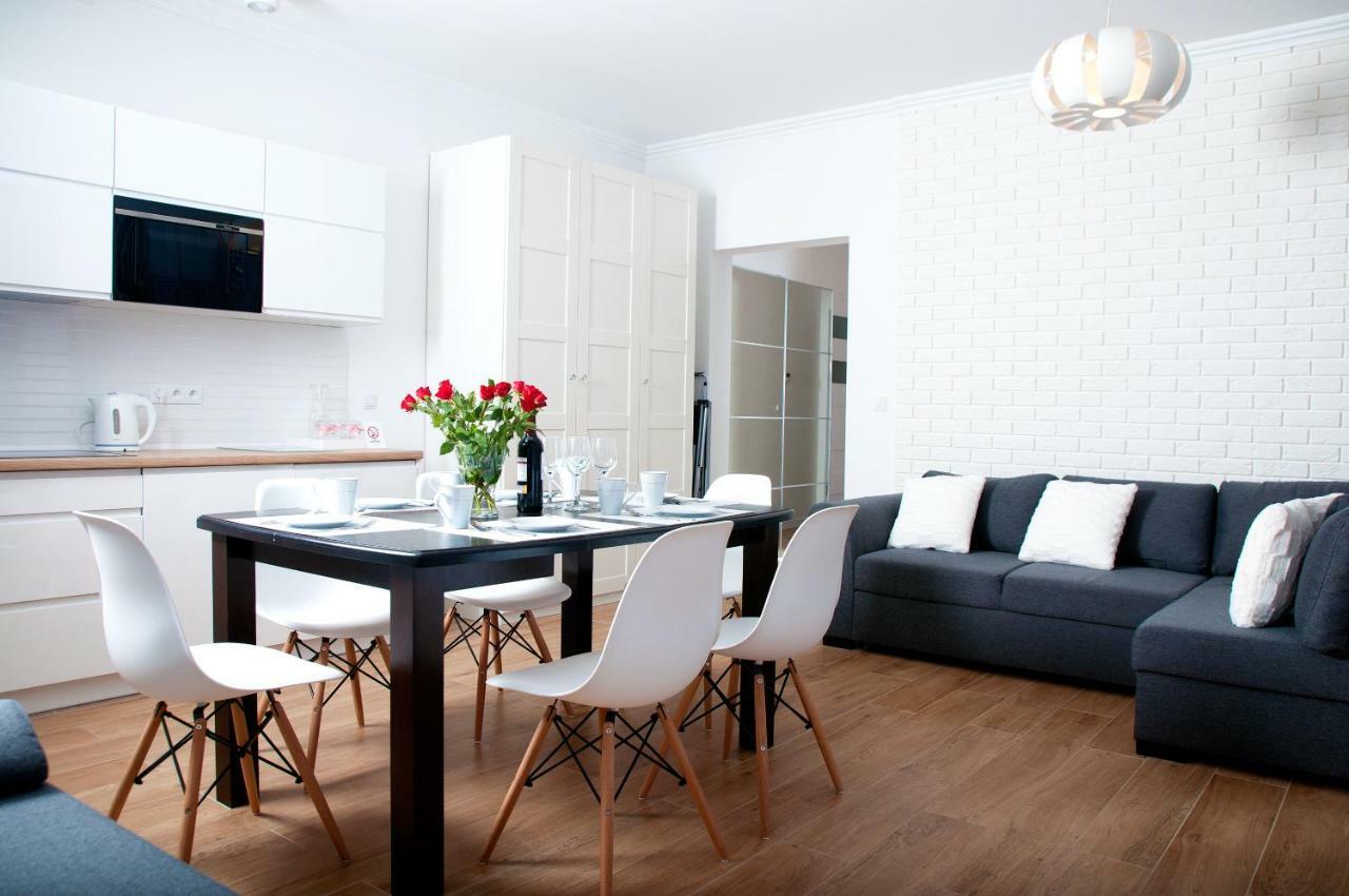 Apartament Ikar - 2 Pokojowy Przy Morzu Z Wlasnym Ogrodkiem Pobierowo Eksteriør bilde